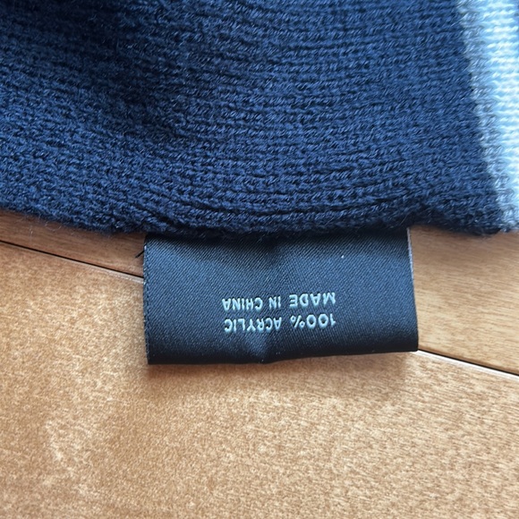 Penn State Scarf - Picture 5 of 5